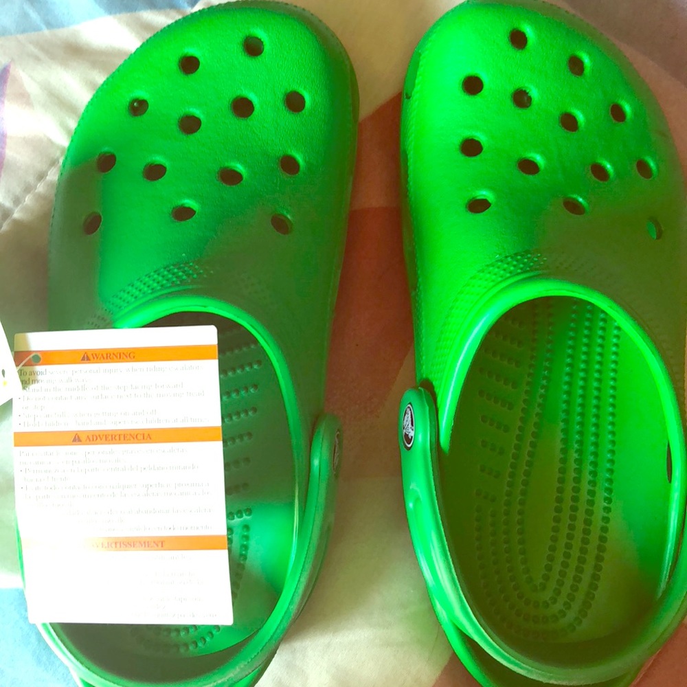 Crocs 7